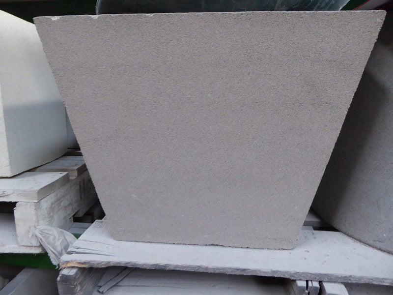 Medium taper planter Carousel 2