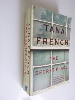 The Secret Place – TANA FRENCH (2018) Carousel 1