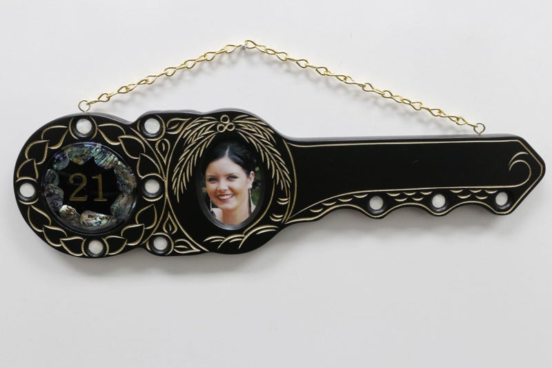 Native Wooden Black 21st key SJ418 with laser engraving Carousel 1