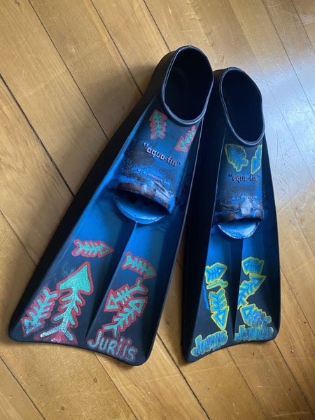 FINS RUBBER BLACK - SIZE 9 - 9.5 US Carousel 1