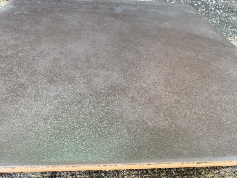 2.7 sqm brown floor tiles 400x400mm Carousel 1