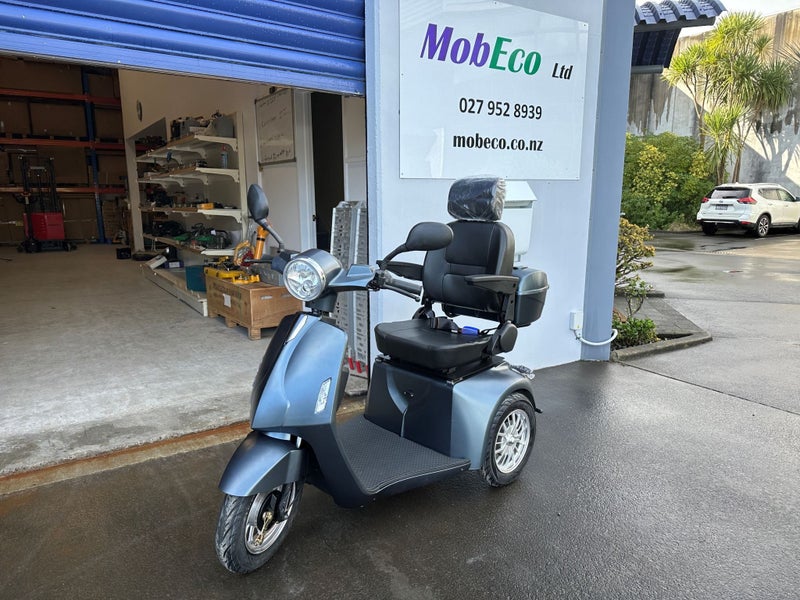 Mobility Scooter-60v/1000w Steady model Carousel 2