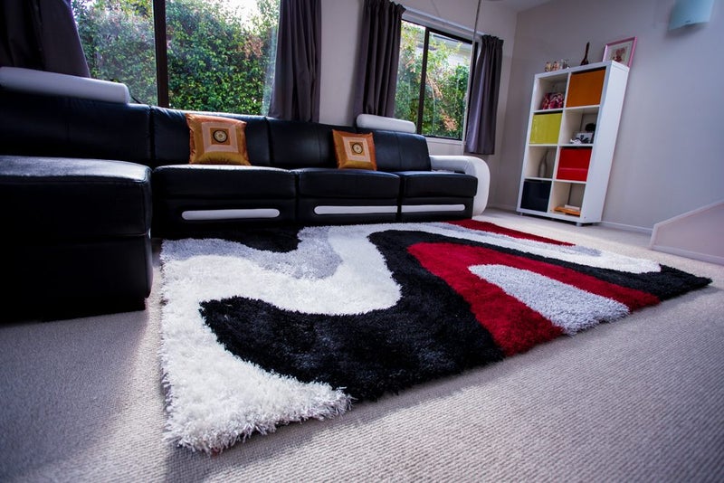 Modern Red Rug 2.0x1.4m Carousel 2