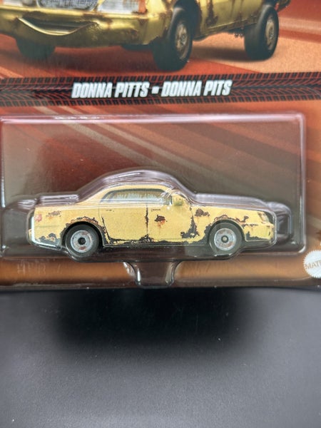 DISNEY PIXAR CARS - DONNA PITTS - CARS - DIECAST Carousel 2
