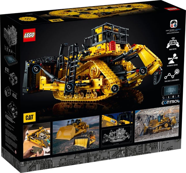 Lego Technic 42131 Cat D11 Bulldozer Carousel 6