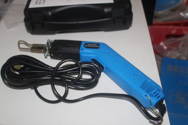HOT KNIFE CUTTER 100W with CARRY CASE Carousel 2