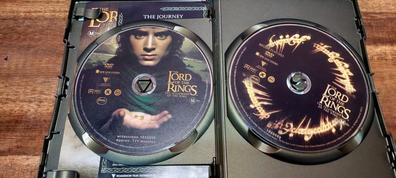 LORD OF THE RINGS DVD COLLECTION Carousel 2