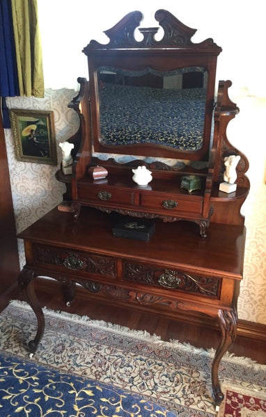 Very ELEGANT and UNIQUE ENGLISH VICTORIAN Art Nouveau MIRROR DRESSING Table Carousel 1