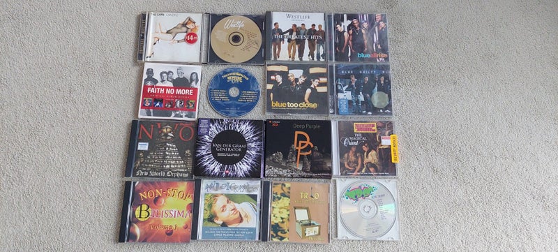 CD'S MIX GENRE Carousel 1