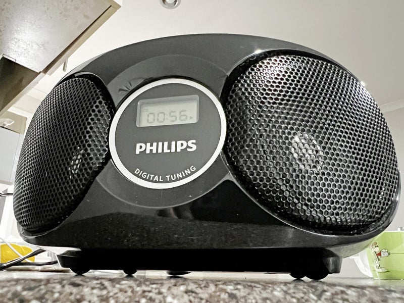 Philips AZ215B Portable Boombox Radio Carousel 1