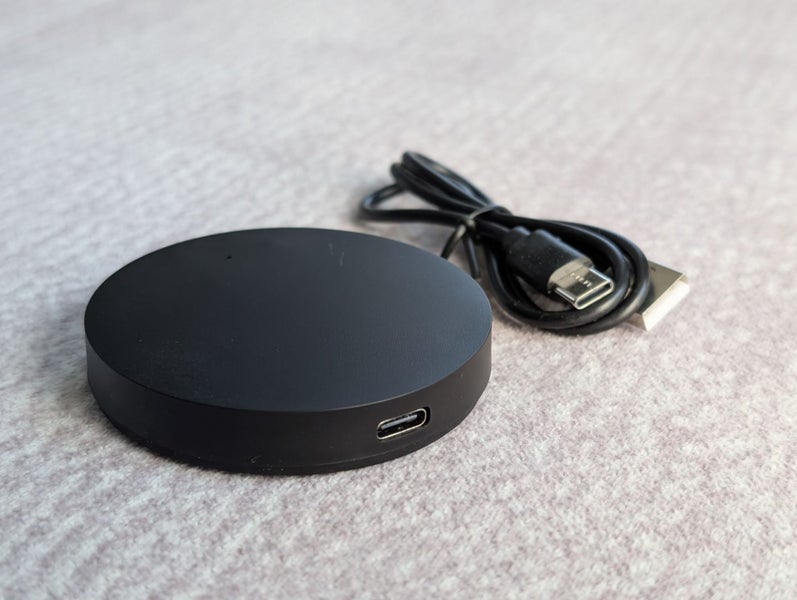 Tuya Solution Smart WiFi Universal Learning RF Remote Control Aircon TV USB C Carousel 2