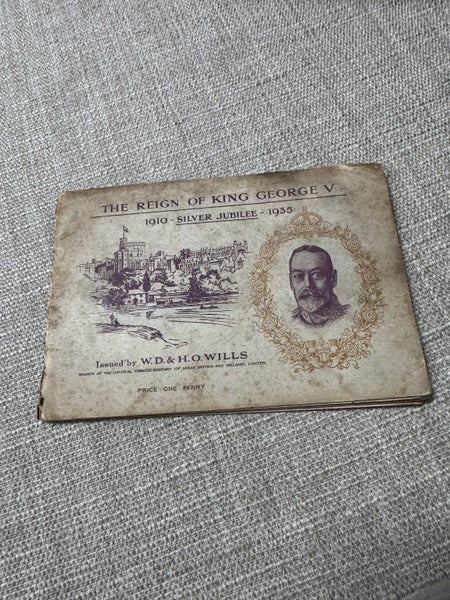 1930s Wills cigarette cards - Collectable - Silver Jubilee of King George V Carousel 1