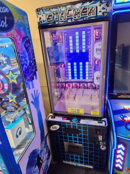 Stacker Arcade Game Carousel 1