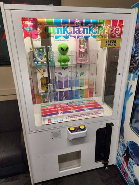 Dunk Tank Arcade Game Carousel 2