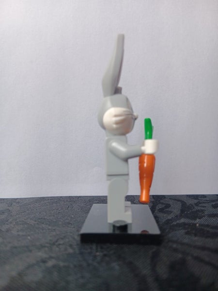 Lego minifigure Bugs bunny looney tunes Carousel 4