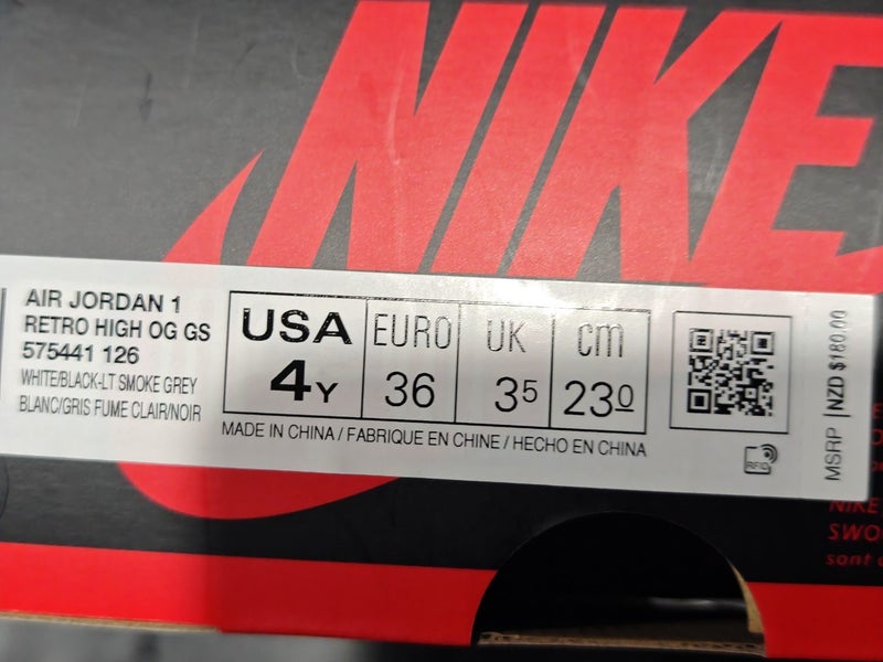 Brand New Air Jordan 1 Retro High OG GS Size US 4Y Carousel 4