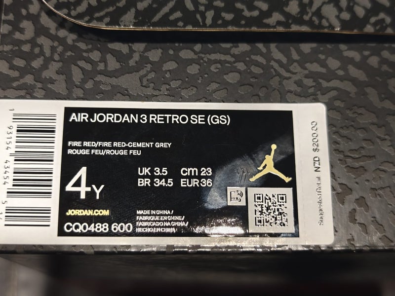 Brand New Nike Air Jordan 3 Retro Red Cement GS Size US 4y Carousel 4