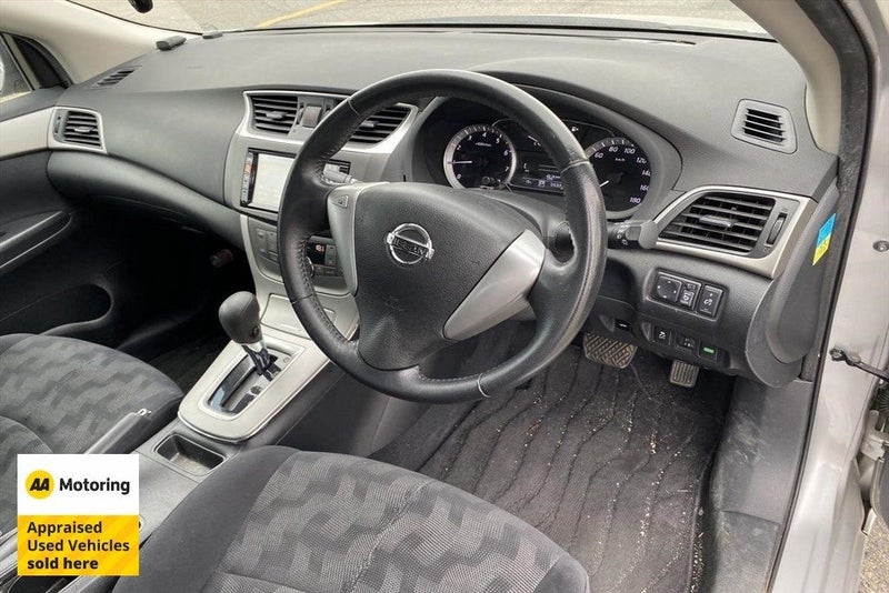 2013 Nissan Bluebird Sylphy / Low 55kms62863264964225113