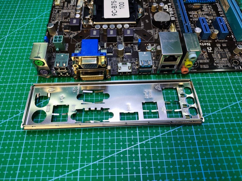 ASUS B75 Motherboard # LGA 1155 Intel 2Gen 3Gen / H61 P61 Z77 H77 Carousel 2