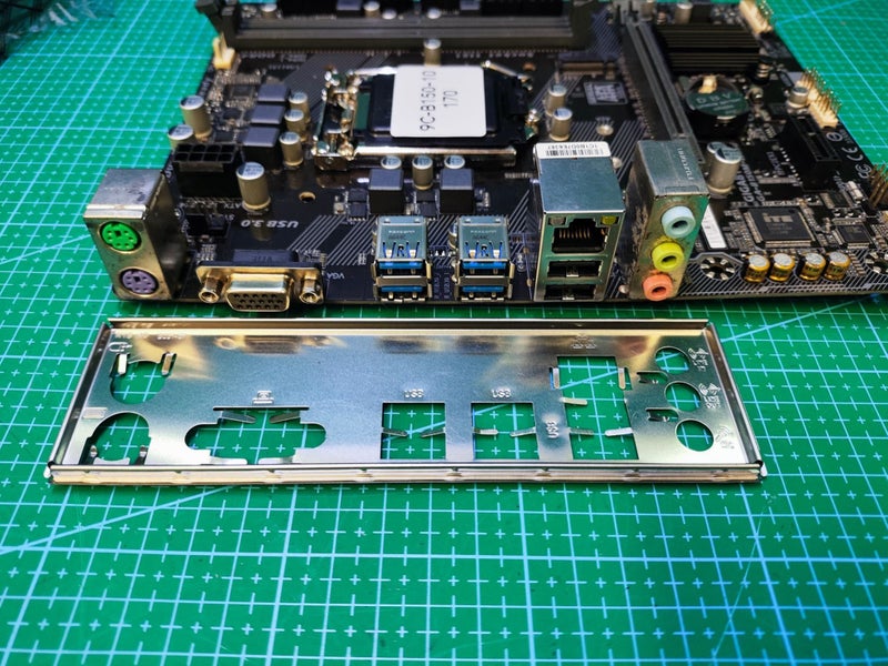 GIGABYTE B150 Motherboard LGA 1151 Intel 6Gen 7Gen / H110 H170 Z170 B250 Z270 Carousel 2