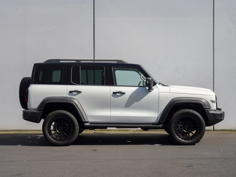 2024 GWM Tank 300 Ultra 2.0P HEV 9A 5Dr SUV62863263570946112