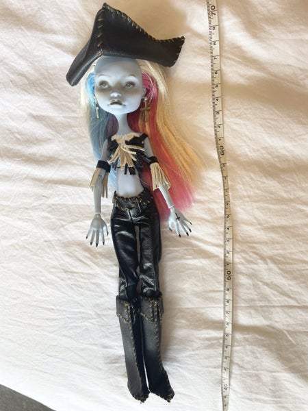 Monster High customised OOAK doll Carousel 2