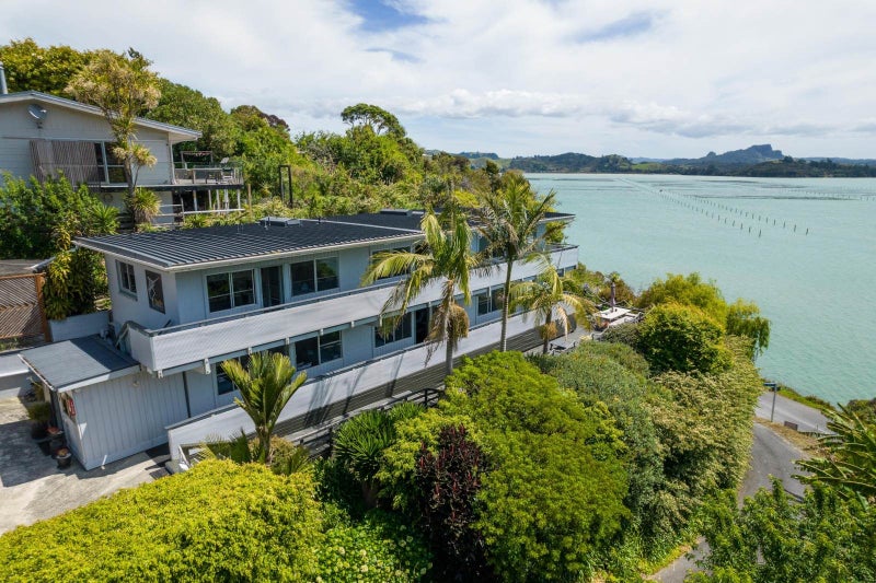 ESCAPE TO OPPORTUNITY – OWN PACIFIC HARBOUR LODGE Carousel 2