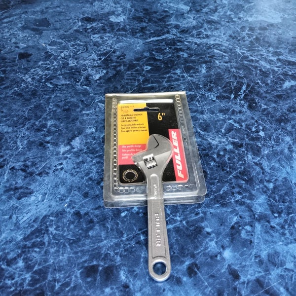 6" Adjustable Wrench Crescent Carousel 1