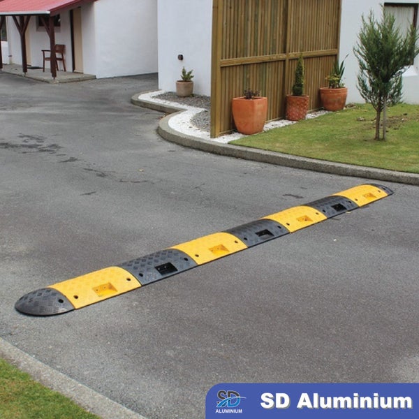 Speed Hump Middle Part Interlock Modules - 35mm & 50mm Heights Available Carousel 8