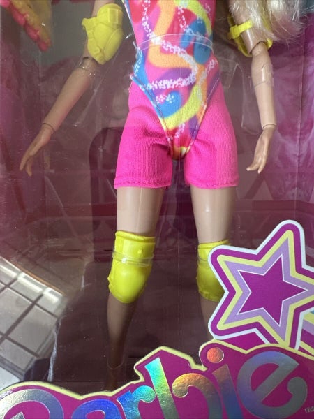 Barbie The Movie: Inline Skating Barbie Doll in Rollerskating Neon Carousel 11