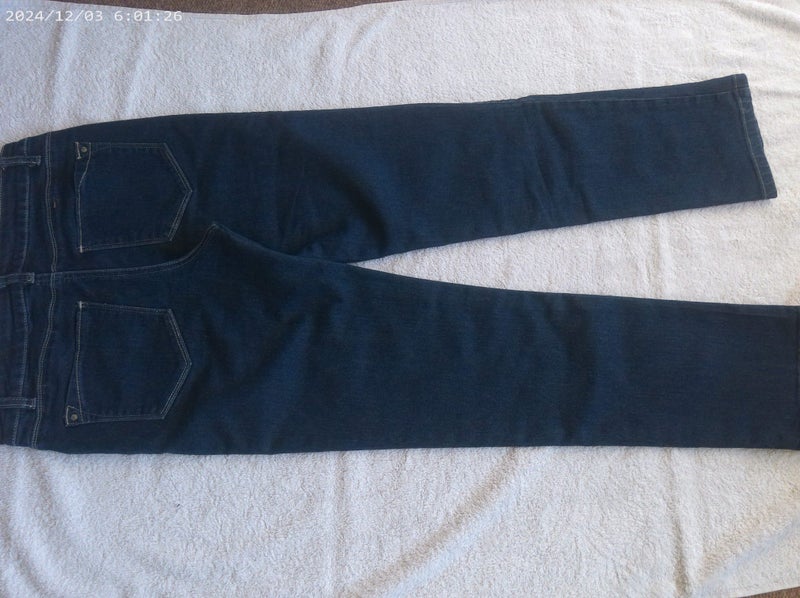 NOW-DARK BLUE JEANS SZ12 Carousel 2