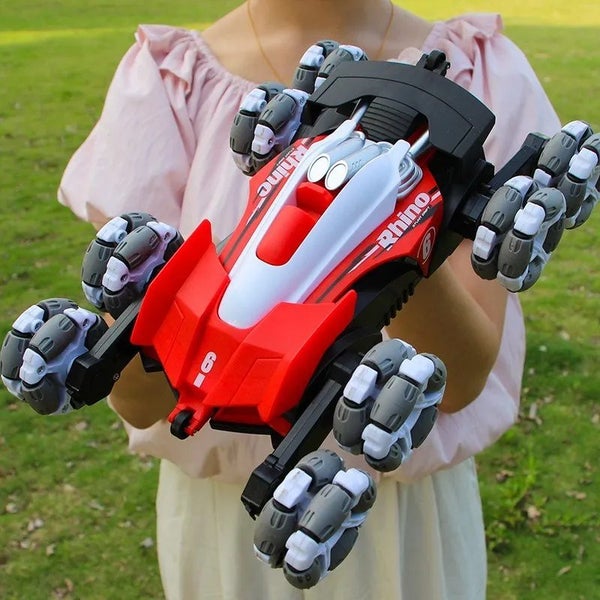 8 Wheels RC Stunt 2.4GHz Drift Car Spray & Light 360° Flips Rotating Swivel Arm Carousel 1