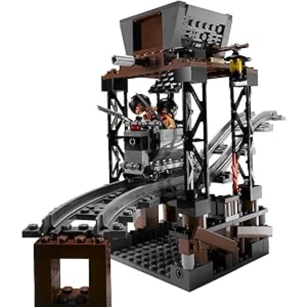 Lego 7199 Indiana Jones : Temple of Doom Carousel 4