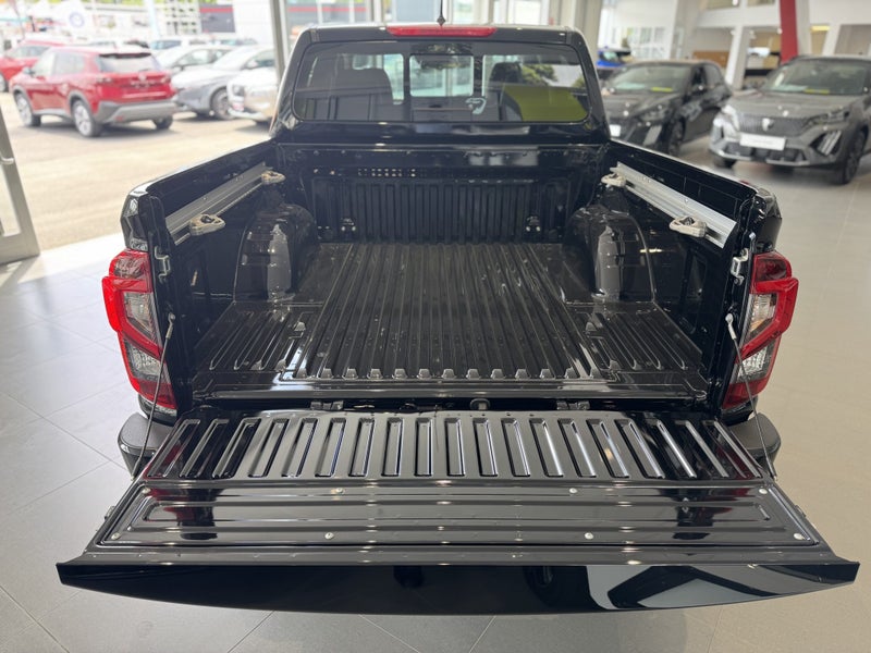 2025 Nissan Navara ST-X 2.3D/7AT62865835495170114