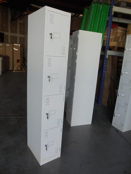 Locker 4 Tier 1 Bank Keys Light grey Carousel 1