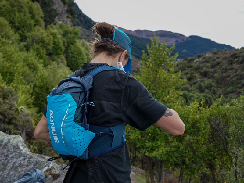 AONIJIE 18L Hydration Vest - Ultra Carousel 7