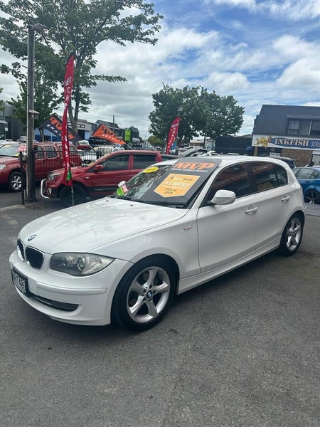 2011 BMW 120i62863264400131113