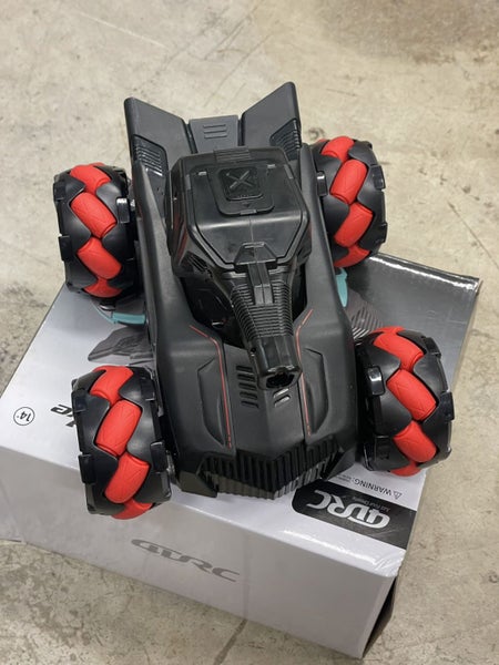 RC Car 4WD 2.4G Wireless Gesture Sensing RC Tank Water Bomb Spray Stunt Carousel 7