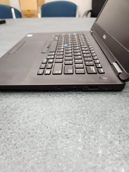 Dell Latitude E7470 14" Laptop i5-6330 CPU 16Gb RAM , 256Gb SSD Carousel 1