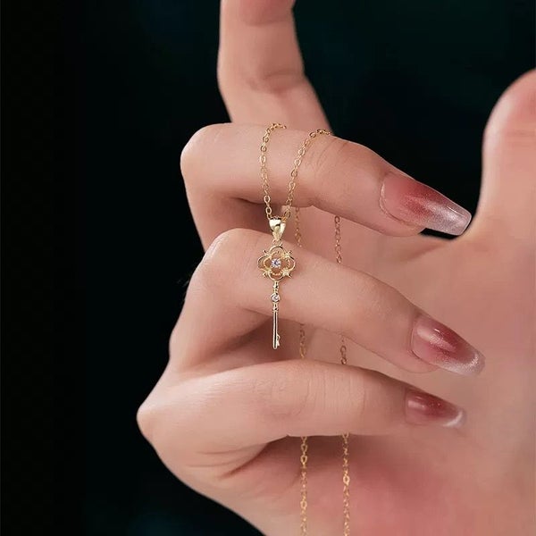 Real Gold Plated Sterling Silver 925 Vintage Style KEY Cubic Zirconia Necklace Carousel 2