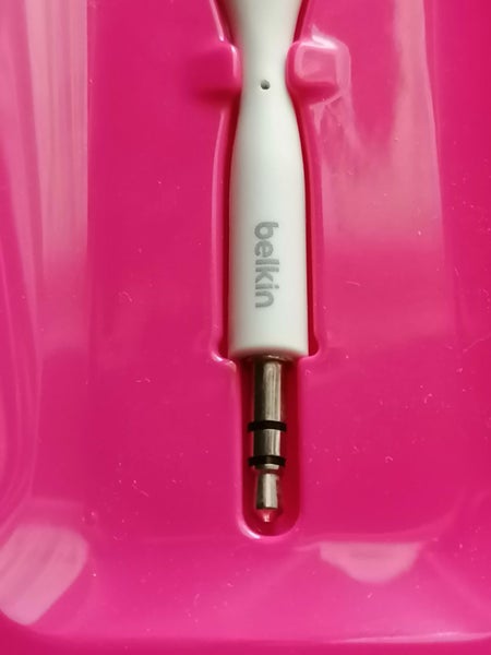Belkin Y Shape Headphone Splitter Carousel 4
