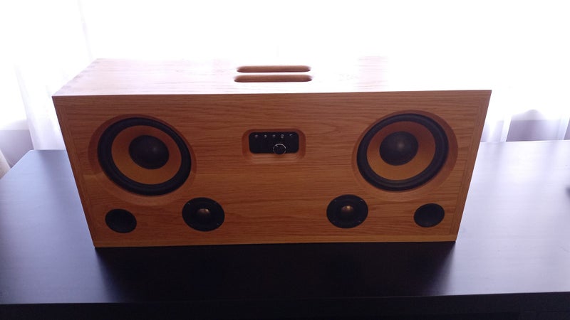 Bluetooth speaker Carousel 1