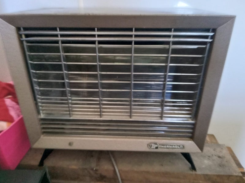 1970s Zip Heater Carousel 1