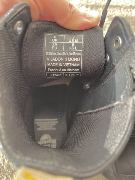 Dr. Martens Unisex V Jadon II Mono 6UK, 7US M, 39EU, 8US L Carousel 6