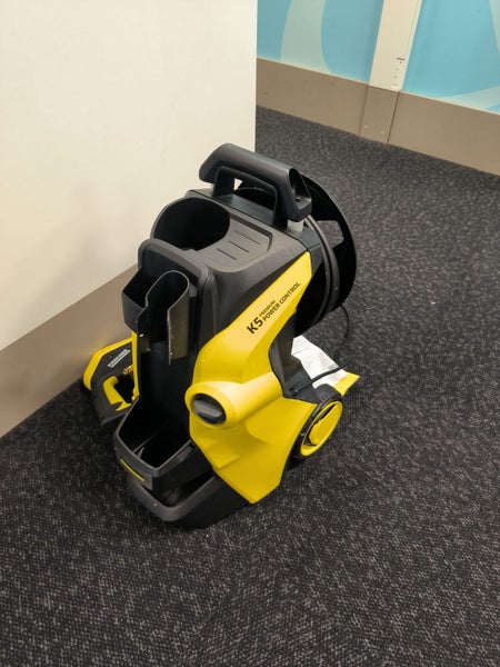 KARCHER K5 PREMIUM POWER CONTROL (2100 WATTS) PRESSURE WASHER #A2144298-1 Carousel 1