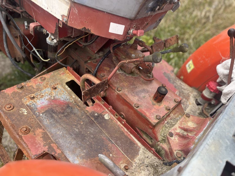 383 International 4x4 tractor Carousel 2