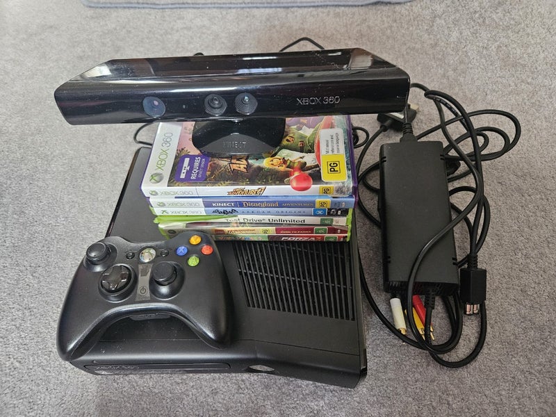 Xbox360 Console Carousel 1
