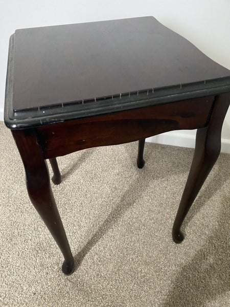 Vintage side table Carousel 2