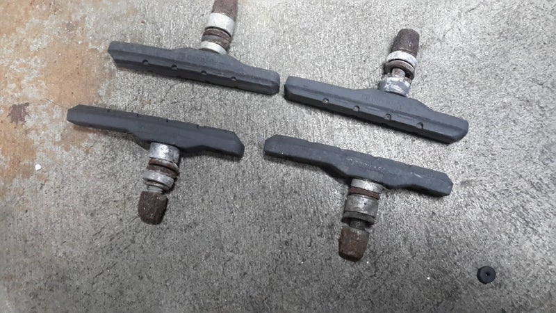 V-Brake pads - used Carousel 2