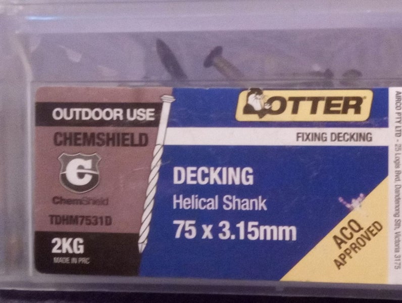 NEW 2KG (Hardwood) DECKING NAILS with Chemshield 75mm X 3.15mm Helictical Shank Carousel 1
